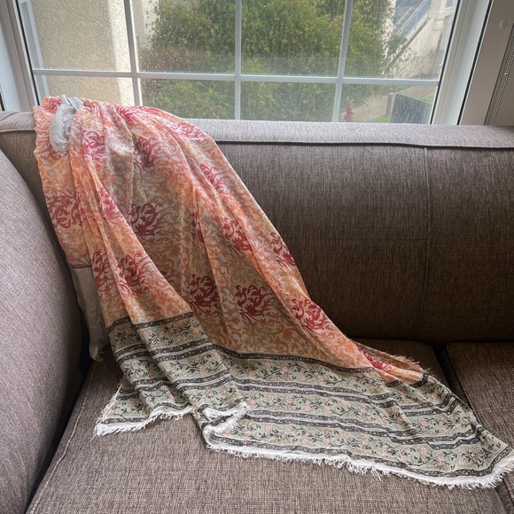 scarf - Picture 4 of 9